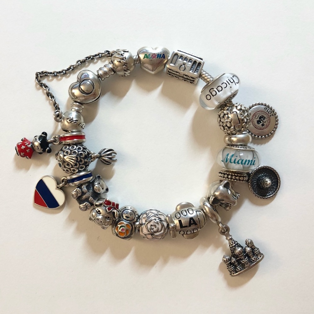 SUPER RARE Pandora Bracelet Set (Limited Edition)